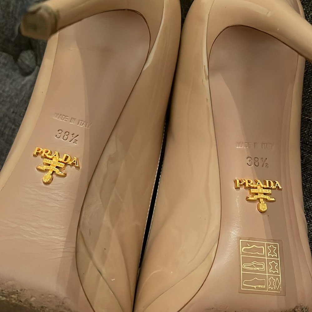 Prada Vernice Basic Pumps - image 5